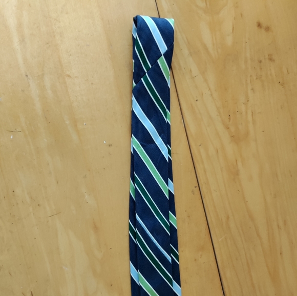 Chaps Blue and Green Striped Tie - Picture 2 of 8